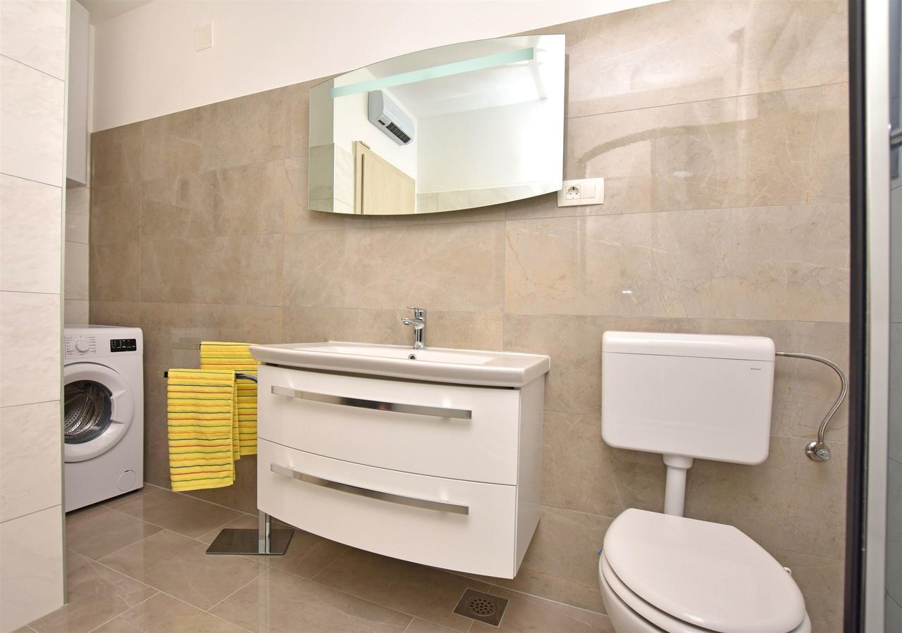 Apartment Dora Duće 외부 사진