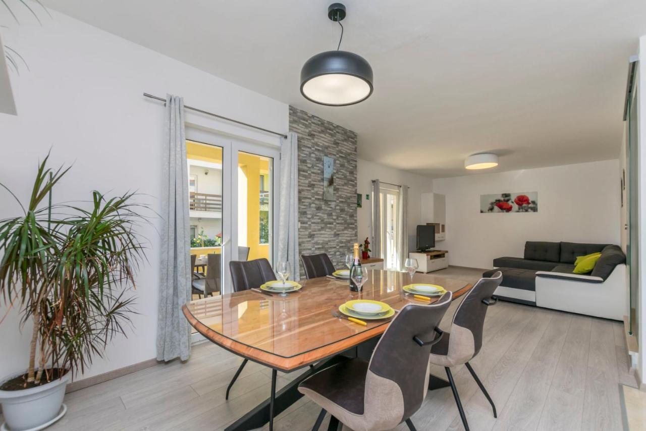 Apartment Dora Duće 외부 사진