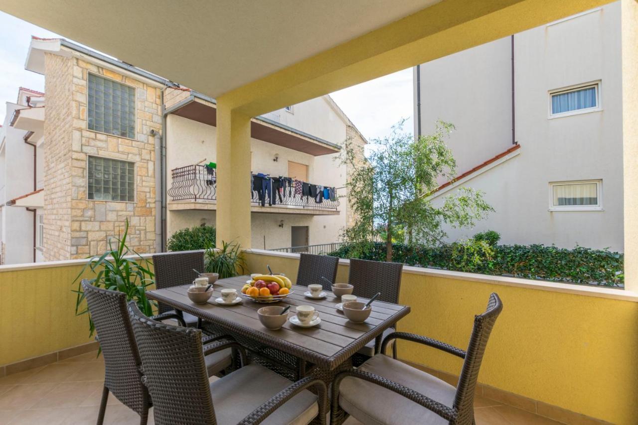 Apartment Dora Duće 외부 사진