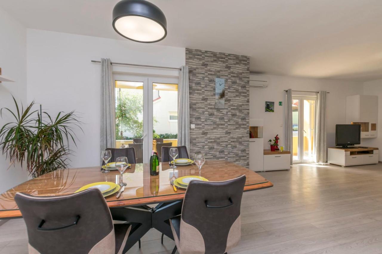 Apartment Dora Duće 외부 사진