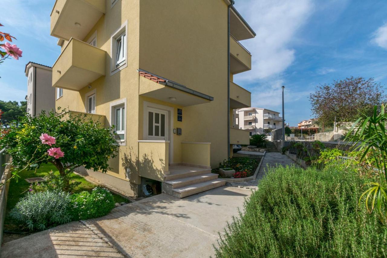 Apartment Dora Duće 외부 사진